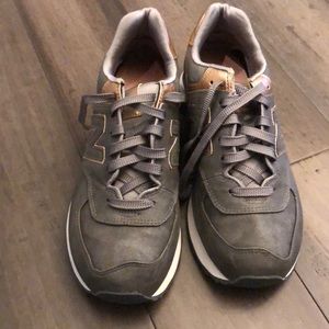 Rose gold & Gray new balances